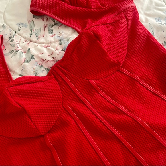 GUESS Red flounce sleeve blouse - Picture 2 of 6